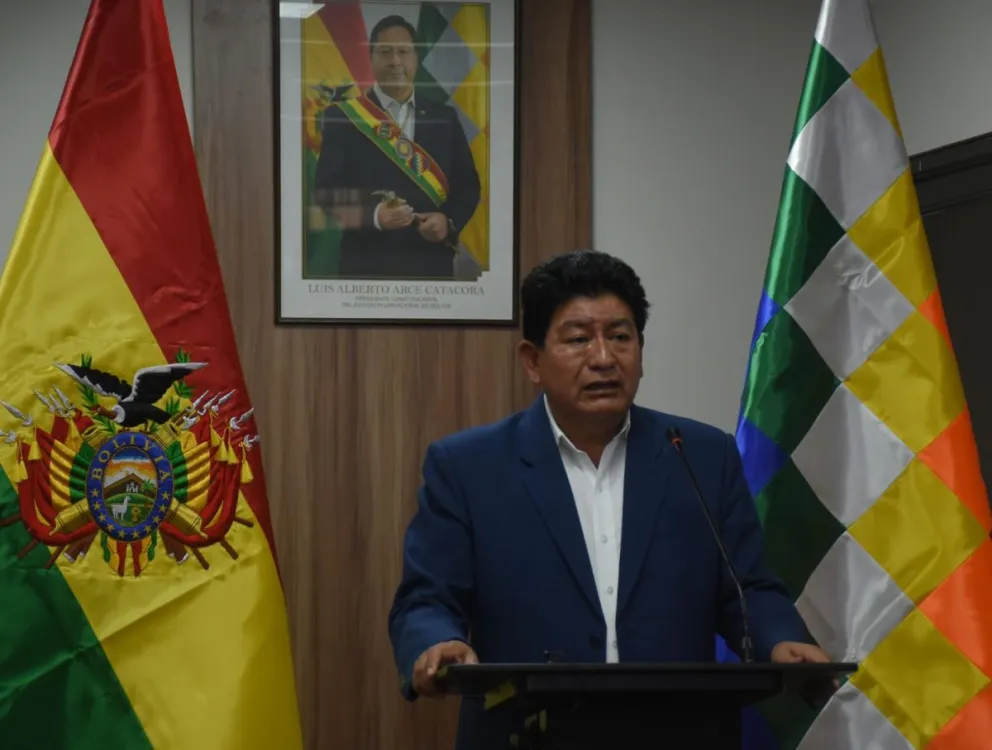 Edgar Montaño durante el pronunciamiento de este lunes. Foto: APG