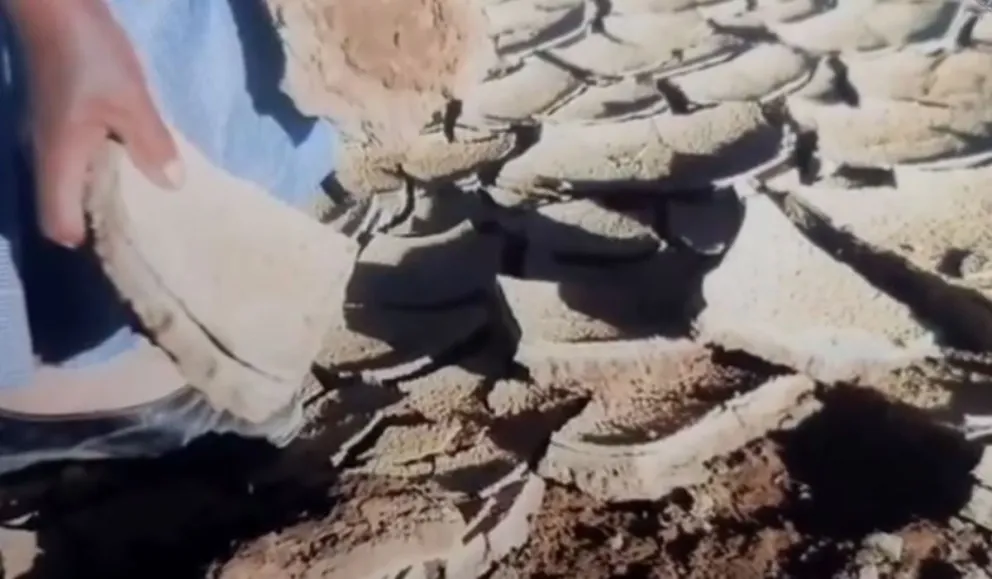 Los daños y erosión en las tierras de la comunidad orureña. Foto: Captura de video