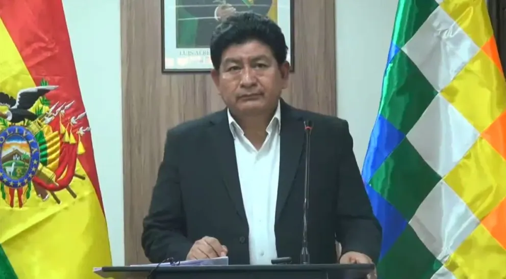 El ministro Montaño, en rueda de prensa. Foto: Captura de video