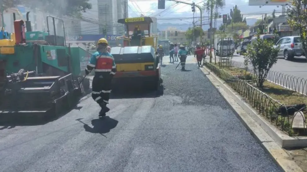 Los trabajos de Superasfalto en la Zona Sur. Foto: Alcaldía de La Paz