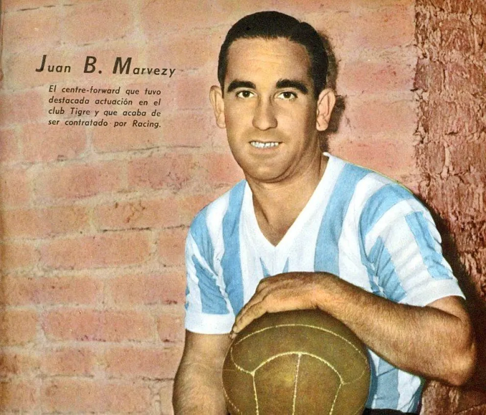 Marvezi con la casaca de la Albiceleste en el torneo de 1941. Foto: El Gráfico