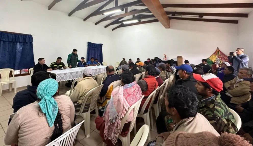 Representantes de la ANH y productores en reunión. Foto: ANH