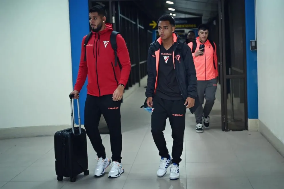 La delegación de Always Ready retornó a La Paz tras su presentación en Trujillo. Foto: club Always Ready
