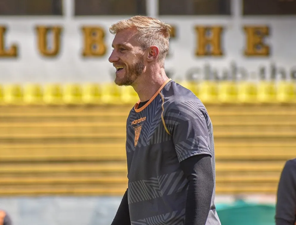 Maximiliano Caire, defensor del Tigre, durante el cierre de entrenamientos de este martes. Foto: club The Strongest