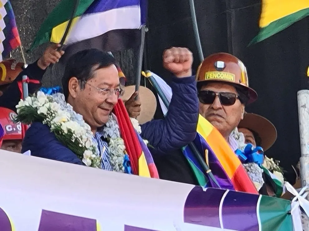 Evo Morales y Luis Arce en un congreso del MAS Foto: Archivo