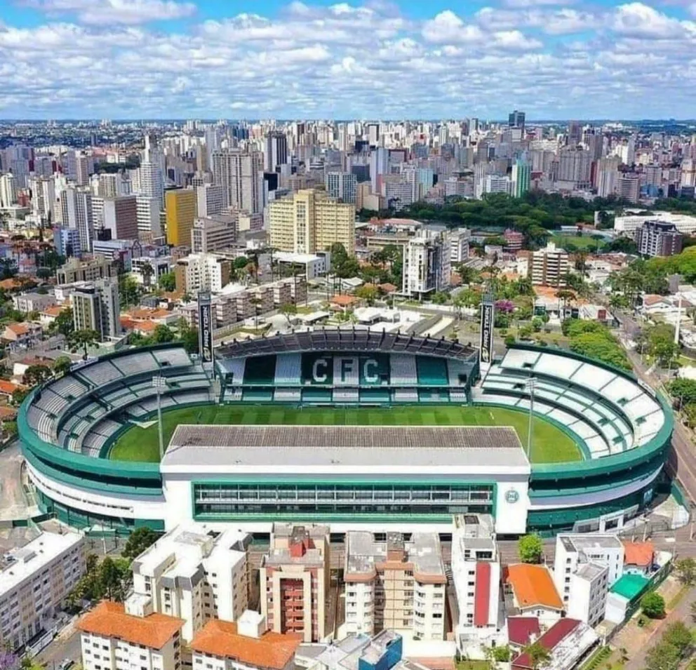 Una vista del recinto de propiedad del club Coritiba. Foto: Estadios del Mundo. 