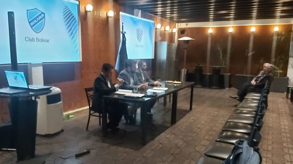 Una de las asambleas que se llevó adelante hace una semana con solo 22 socios. Foto: Sports 360.