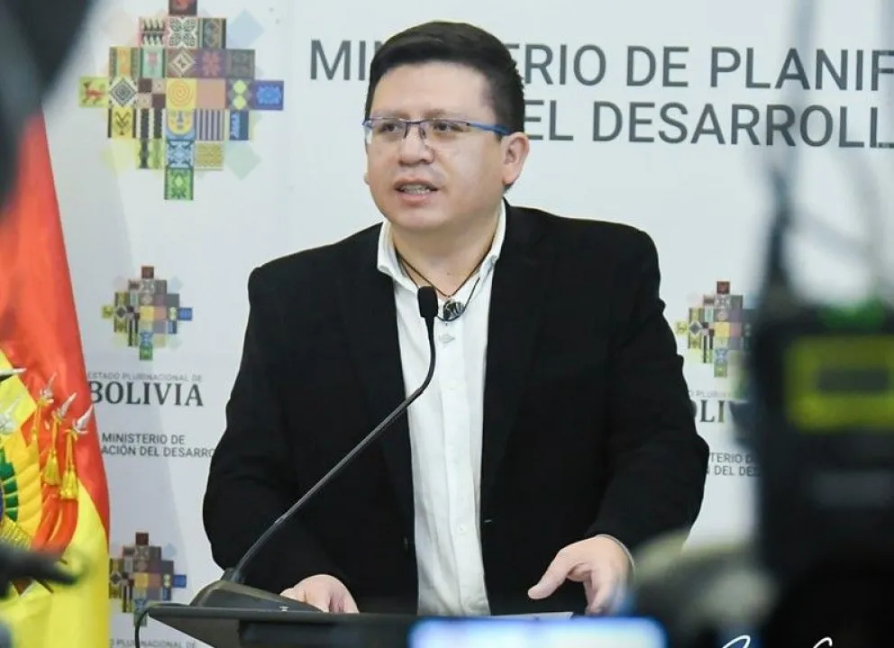 El ministro Cusicanqui, durante una anterior rueda de prensa. Foto: Facebook de la autoridad 