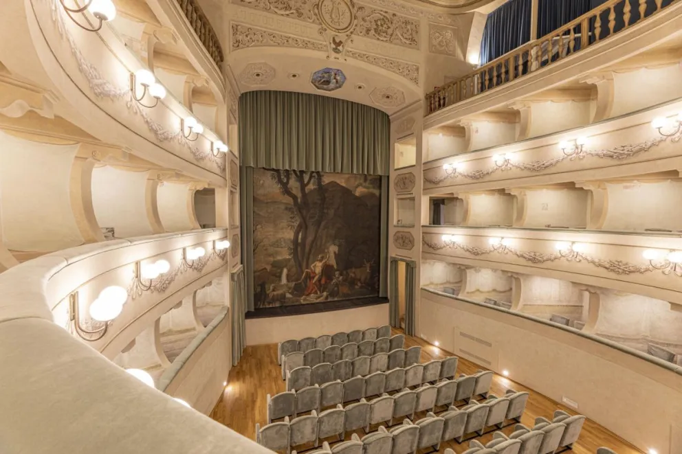 El "Teatro de los Vigilanti", construido en la isla italiana de Elba por el emperador francés Napoleón Bonaparte durante su primer exilio. Foto: EFE