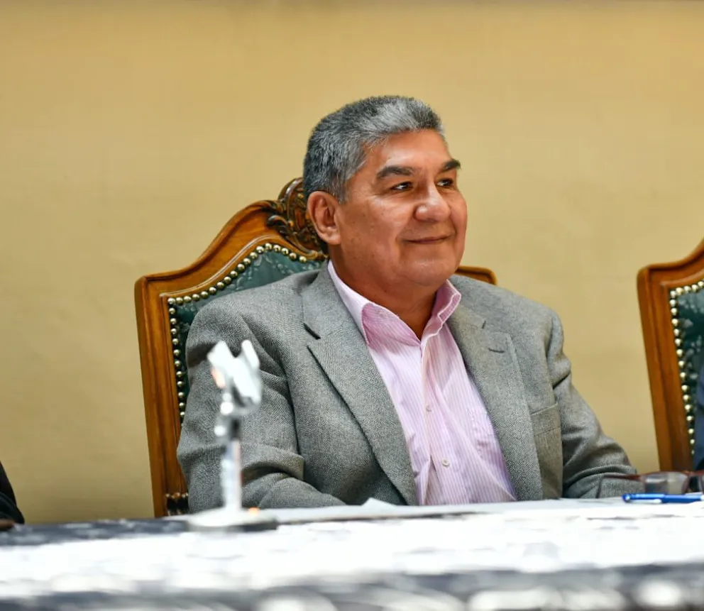 El senador del MAS, William Torrez, presentó una acción de cumplimiento.