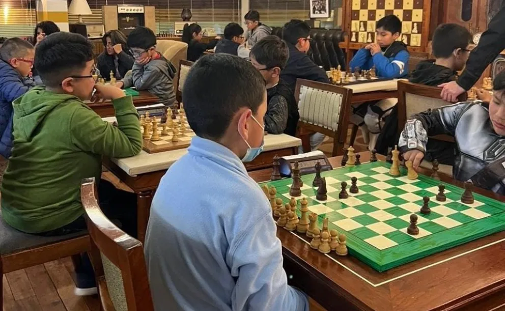 Jóvenes ajedrecistas en un torneo anterior. Foto: Club Blitz.