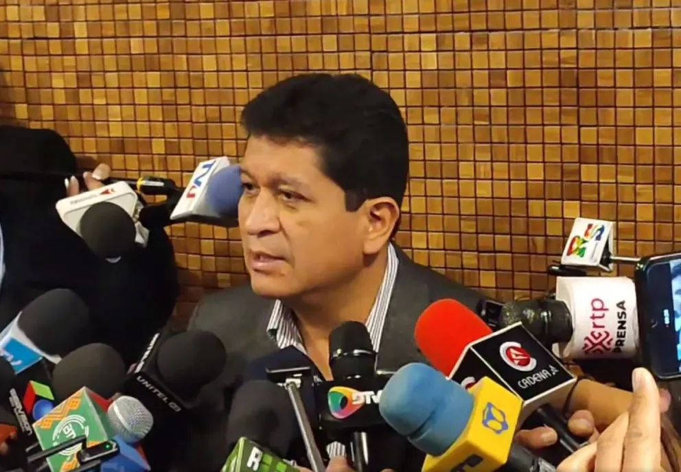 El senador "evista" Luis Flores. Foto: ABI