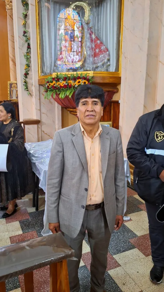 Gregorio Carrillo, presidente de la Asociación de Conjuntos Folklóricos del Gran Poder.     FOTO: Jorge Soruco/Visión 360