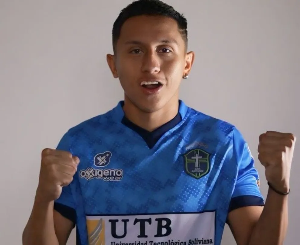 Gustavo Mendoza, joven futbolista del "santo" del trópico, último campeón del Apertura. Foto CD San Antonio