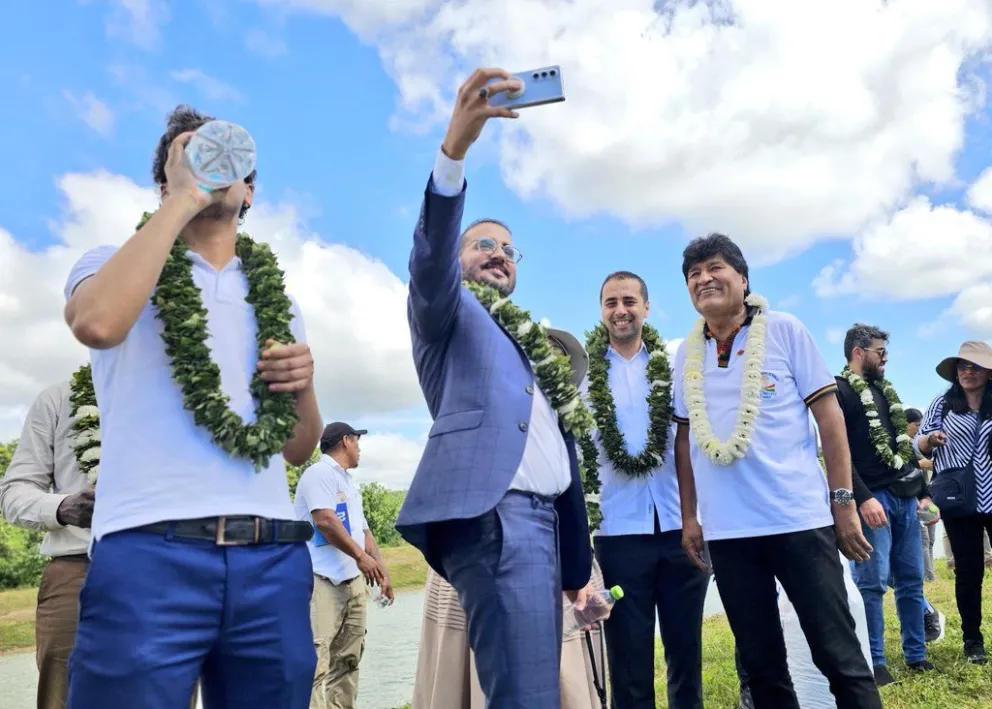 Evo Morales con parlamentarios de Túnez y Marruecos. Foto: @evoespueblo
