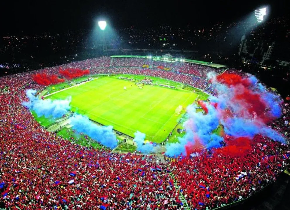 El estadio Atanasio Girardot en una jornada de presencia masiva del DIM. Foto El Colombiano