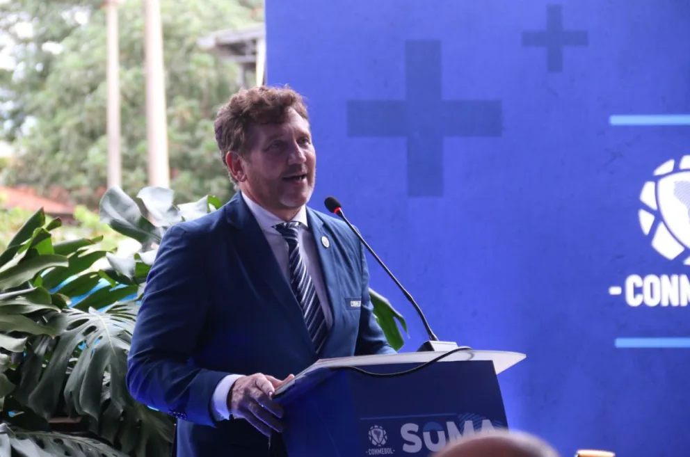 Alejandro Domínguez, presidente de la Conmebol, sigue en la lucha contra la corrupción. Foto EFE