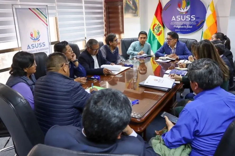 Reunión con los sindicatos médicos. Foto: Ministerio de Salud.