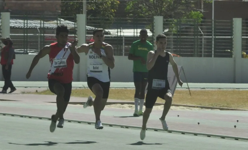 Un grupo de velocistas durante los Grand Prix Sudamericanos de 2022. Foto: FAB.