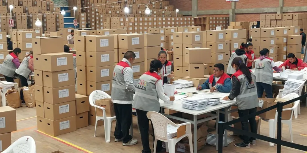 Personal del Instituto Nacional de Estadística (INE) trabaja días previos al Censo 2024. Foto: Ahora el Pueblo