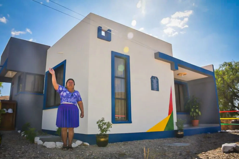 Una beneficiaria de los créditos de vivienda social. Foto: ABI