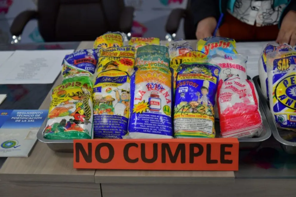 En junio de 2023, un estudio identificó 14 marcas que son comercializadas sin yodo. Foto: AMUN 