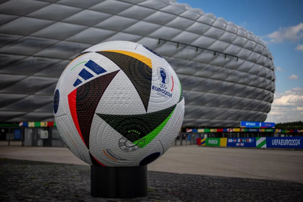 El Allianz Arena de Múnich ya está listo para la inauguración de la Euro. Foto: EFE