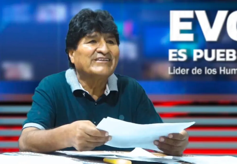 El expresidente Evo Morales, en su programa de este domingo. Foto: Captura 