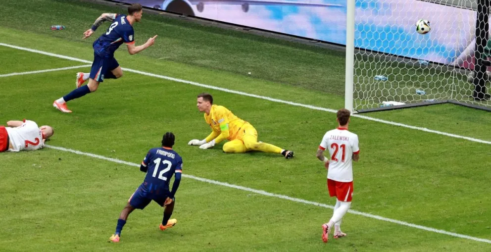 El segundo gol de Países Bajos llegó a los 82 minutos. Foto: EFE