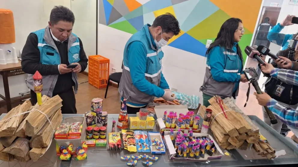 La Alcaldía pide no usar pirotecnia en San Juan para evitar incendios. Foto: Diego Gonzales