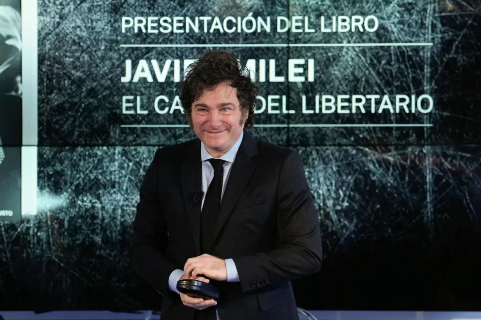  Javier Milei durante la presentación de su libro "El camino del libertario". Foto: EFE