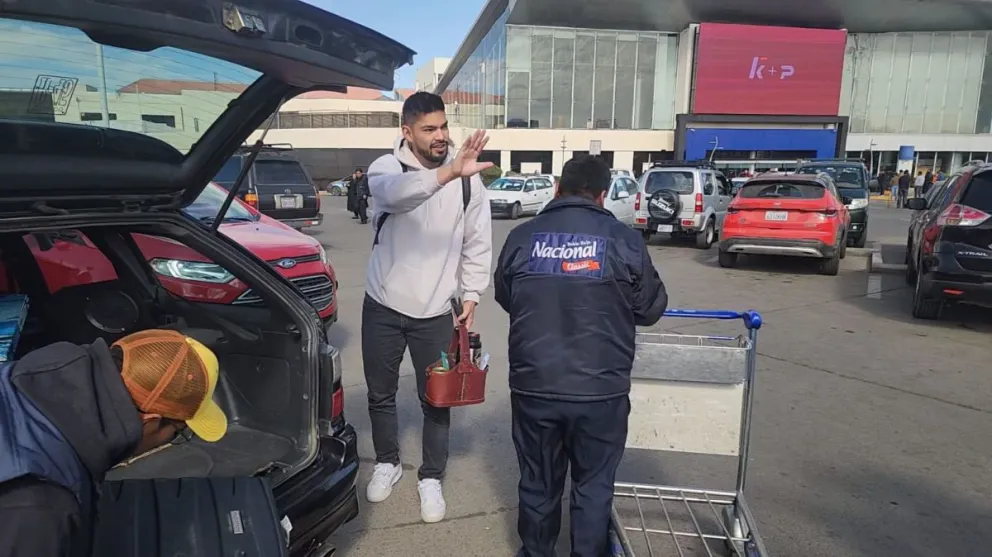 Cordano tras su arribo al aeropuerto de El Alto. Foto: Sports 360.