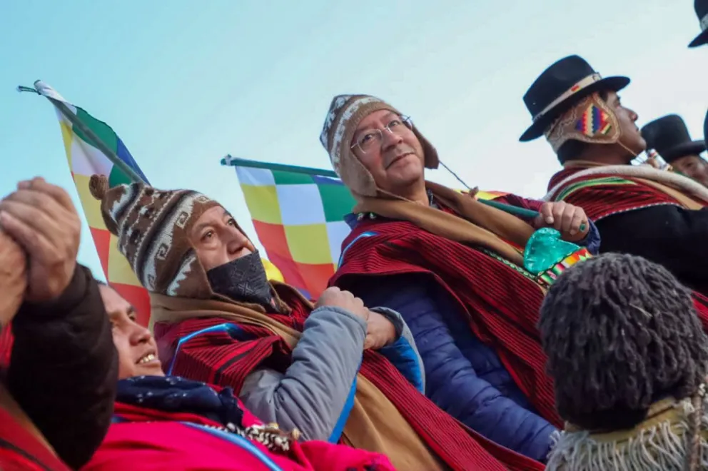 Arce y Choquehuanca en el Año Nuevo Andino, Amazónico y del Chaco, en Tiwanaku en 2023. Foto: Facebook del mandatario 