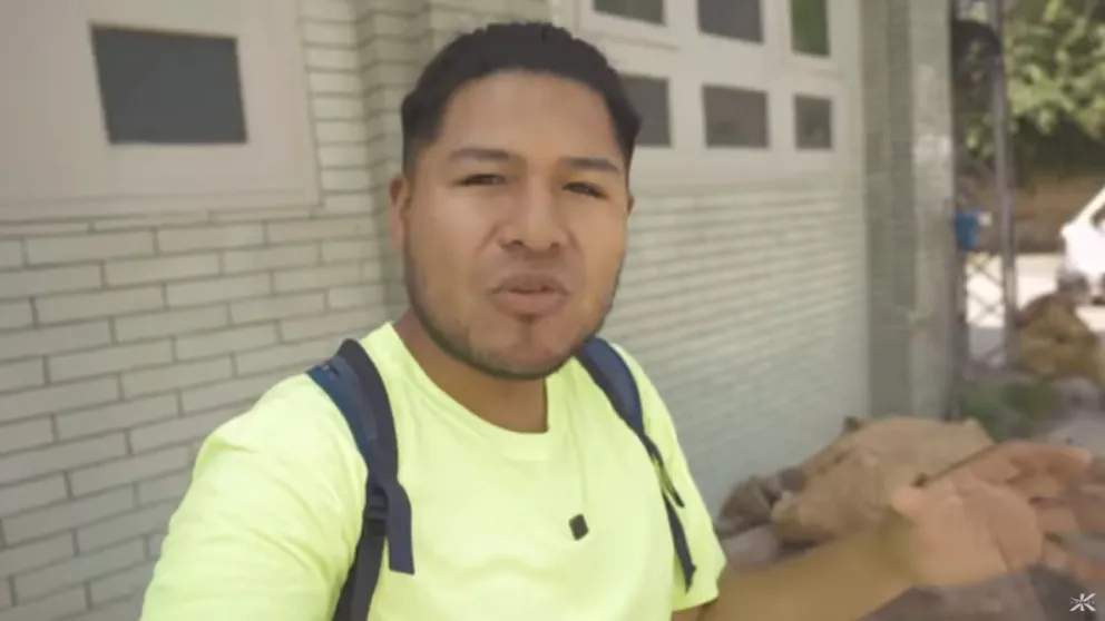 El joven youtuber, en una transmisión de su canal. Foto: Captura