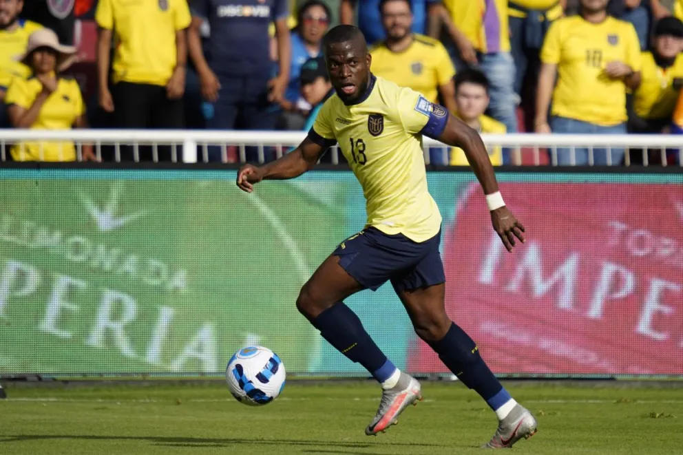El delantero ecuatoriano Enner Valencia en un partido anterior de su selección. Foto: EFE