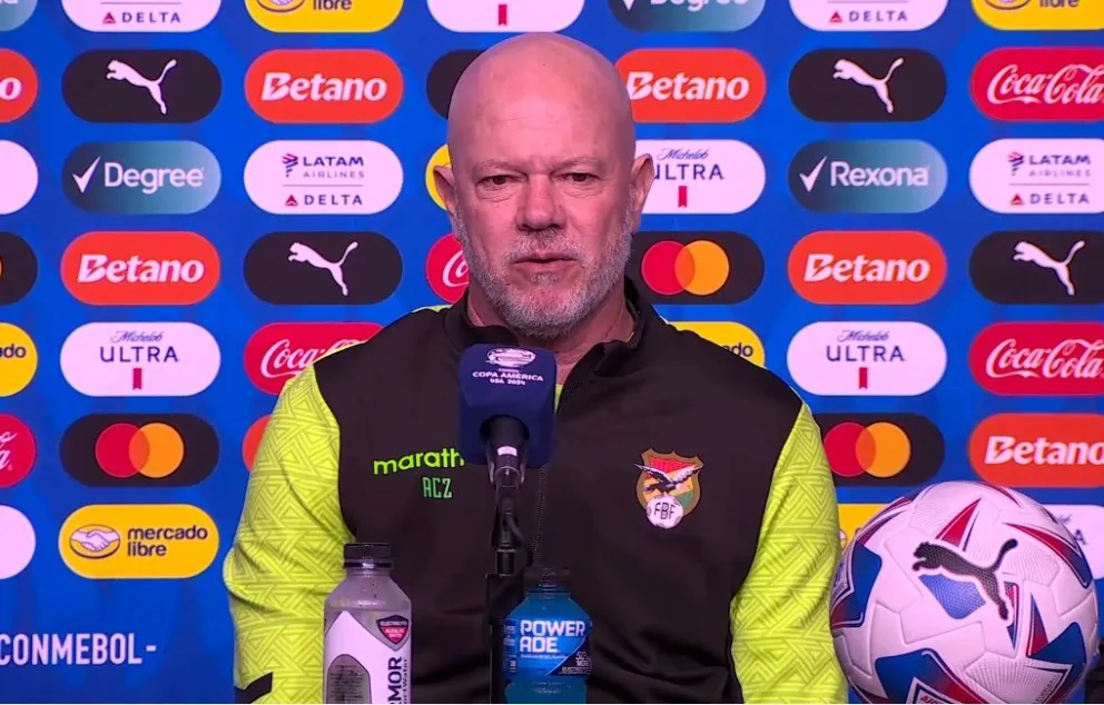El entrenador de la selección boliviana, Antonio Carlos Zago, durante la conferencia de este sábado.