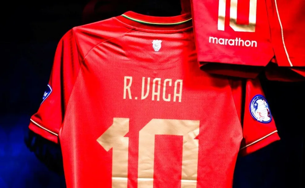 La camiseta 10 que lucirá Ramiro Vaca en el encuentro de esta noche ante EEUU. Foto: Conmebol