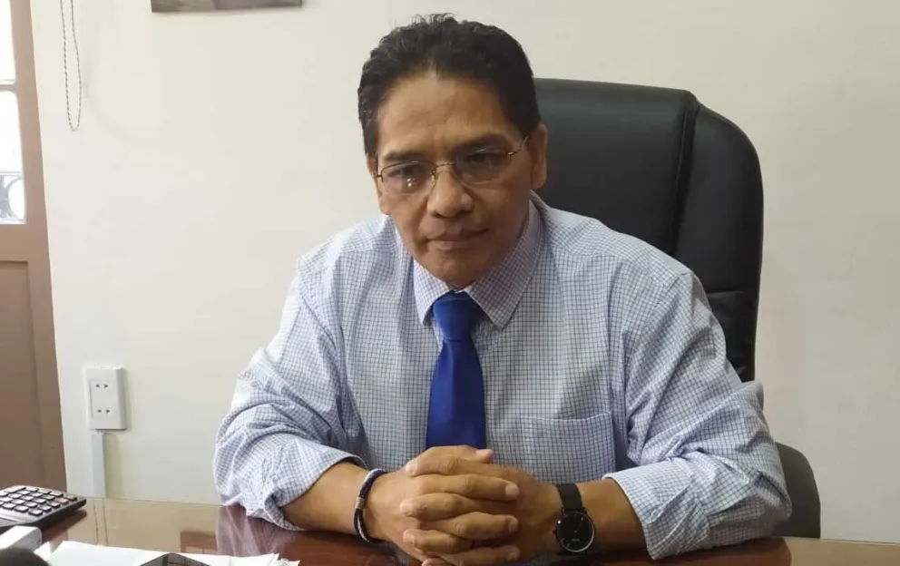 El viceministro Jorge Silva convocó a productores de leche y de la PIL a una reunión. Foto: ABI