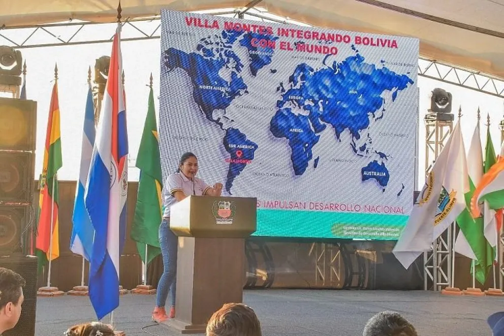 Representante de Villa Montes, en el  V Foro de Territorios Subnacionales por el Corredor Bioceánico Capricornio. Foto: ABI