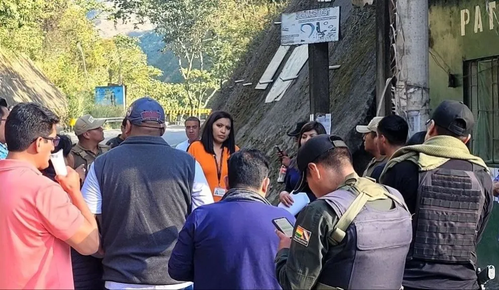 Autoridades participan en la reconstrucción del caso de la desaparición de Odalys Vaquiata. Foto: Fiscalía General del Estado.