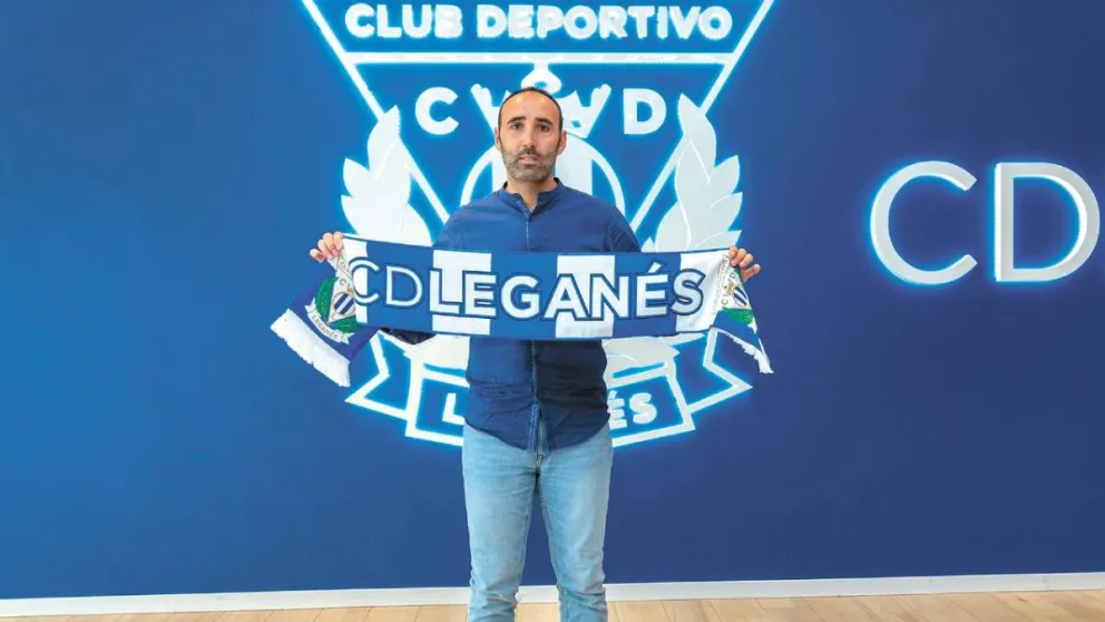 Sánchez Capdevila al momento de ser presentado como director técnico del club español. Foto: Leganés.