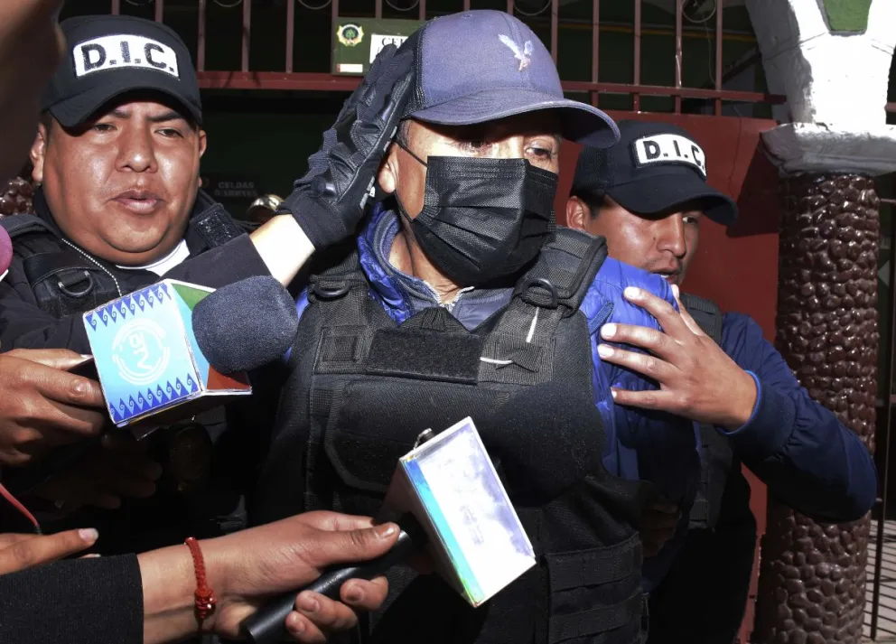 Los padres de Joel salen de celdas de la Fuerza Especial de Lucha Contra la Violencia (FELCV). Foto: APG