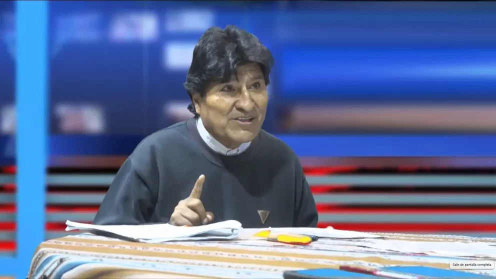 Evo Morales, expresidente de Bolivia, durante su programa radial. Foto: Captura Kawsachum Coca