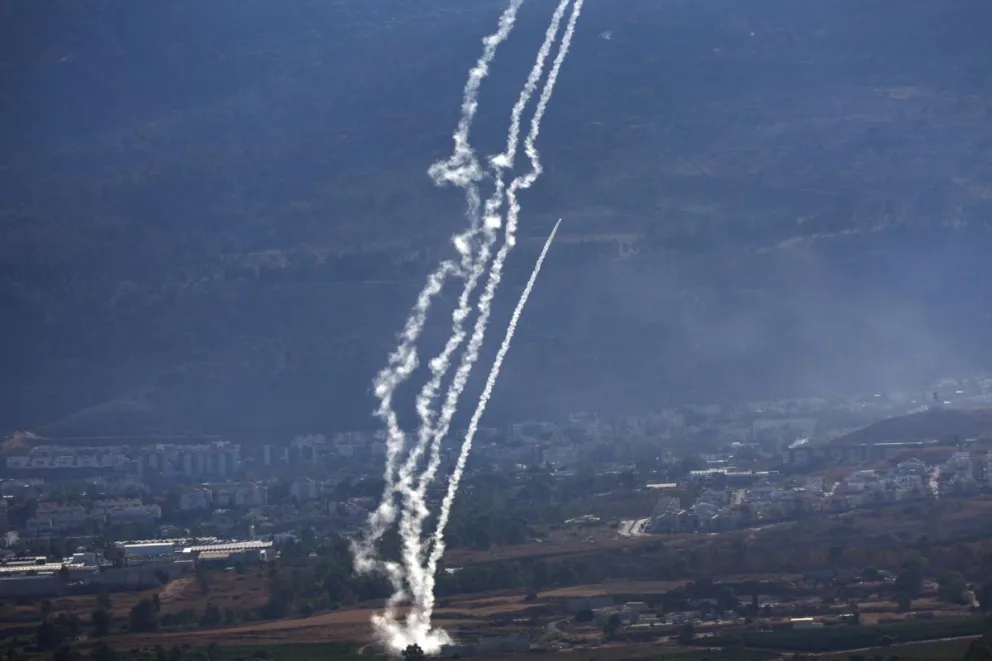El sistema de defensa aérea israelí intercepta un misil disparado desde el sur del Líbano. Foto: EFE