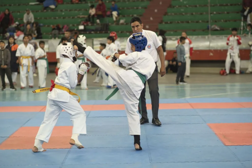 Un combate anterior de karate kyokushin. Foto: Feboka.