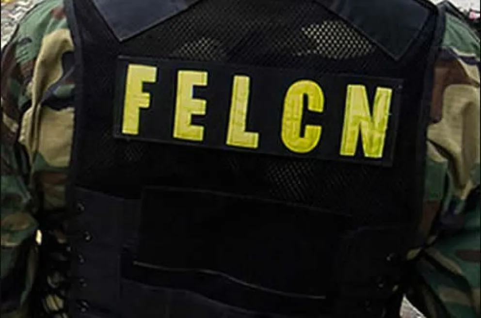 Identificación de la fuerza antidroga. Foto: ABI