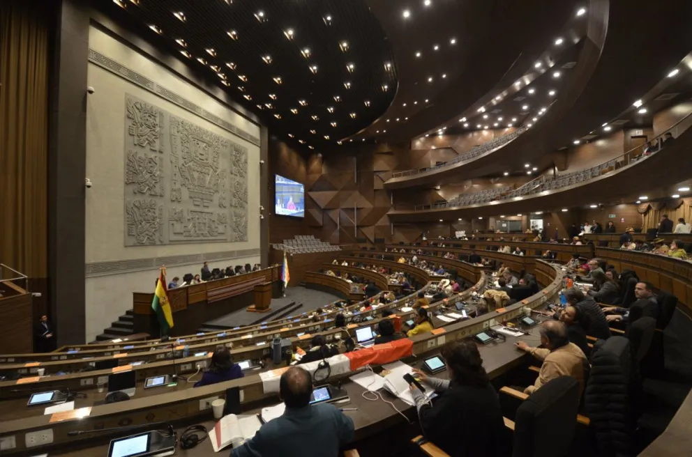 La nueva normativa determina la asignación de escaños por departamento a cada región del país. Santa Cruz es el departamento que aumentó a 29 los diputados; Sucre redujo de 10 a nueve. Foto: Archivo