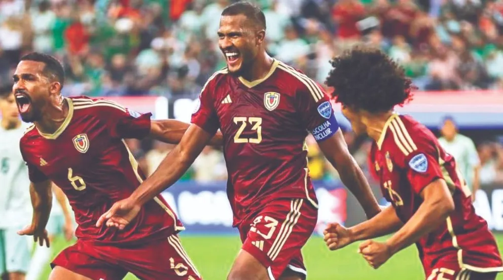 La celebración de los jugadores de Venezuela luego de un gol en la fase de grupos. Foto; EFE