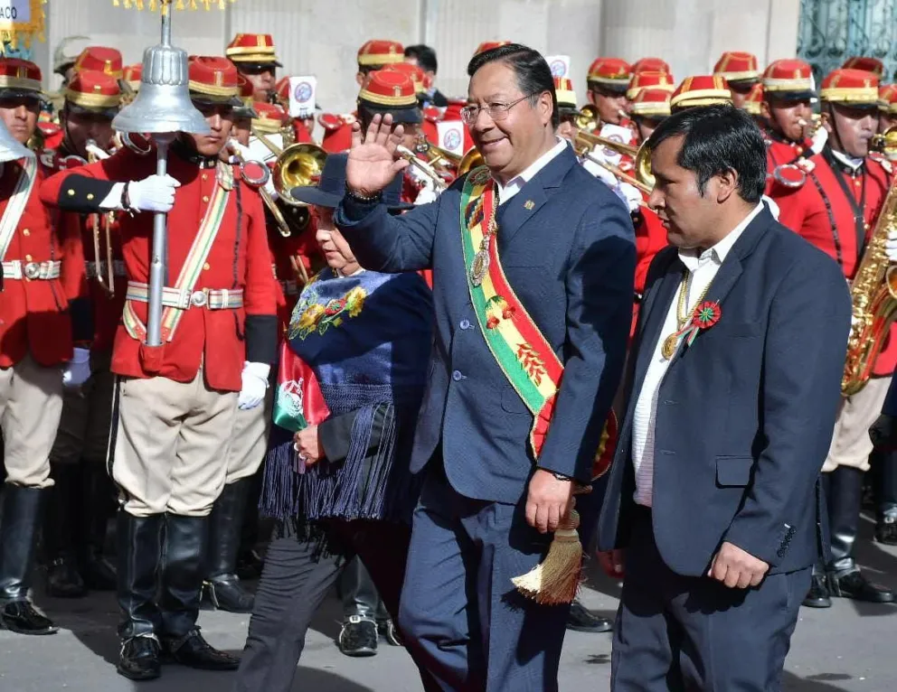 El presidente Luis Arce Catacora en la ofrenda floral Foto: APG