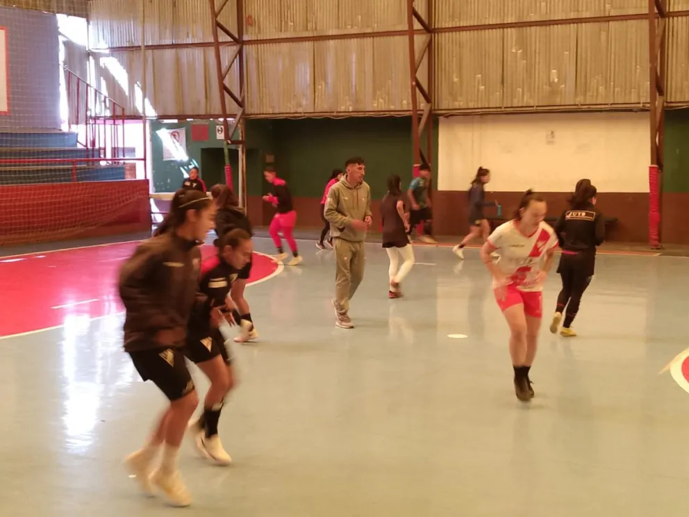 La brasileña Lopes junto a Galvez, en uno de los últimos entrenamientos. Foto Sports 360